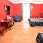 Augustus Hotel