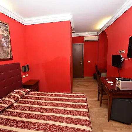 Augustus Hotel